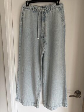 Zara Wide-Leg Drawstring Jeans